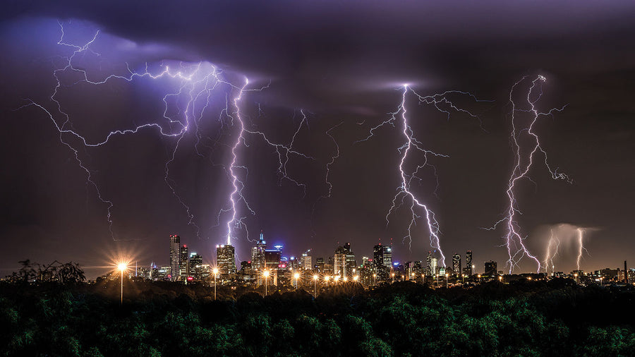 What to Do Before, During, and After a Thunderstorm in Canada